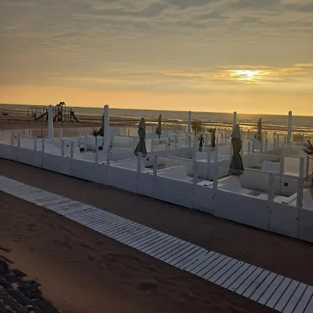 Chateau Beaulieu Apartment Ostend
